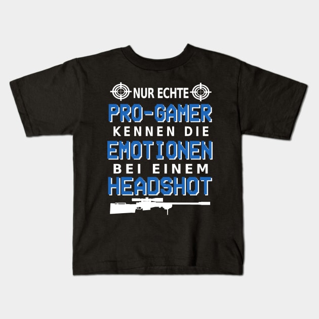 Headshot Gaming Gamer Emotionen Geschenk Kids T-Shirt by FindYourFavouriteDesign